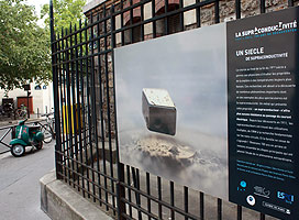1er panneau de l'exposition "100 ans de supraconductivité" Crédits : ESPCI ParisTech